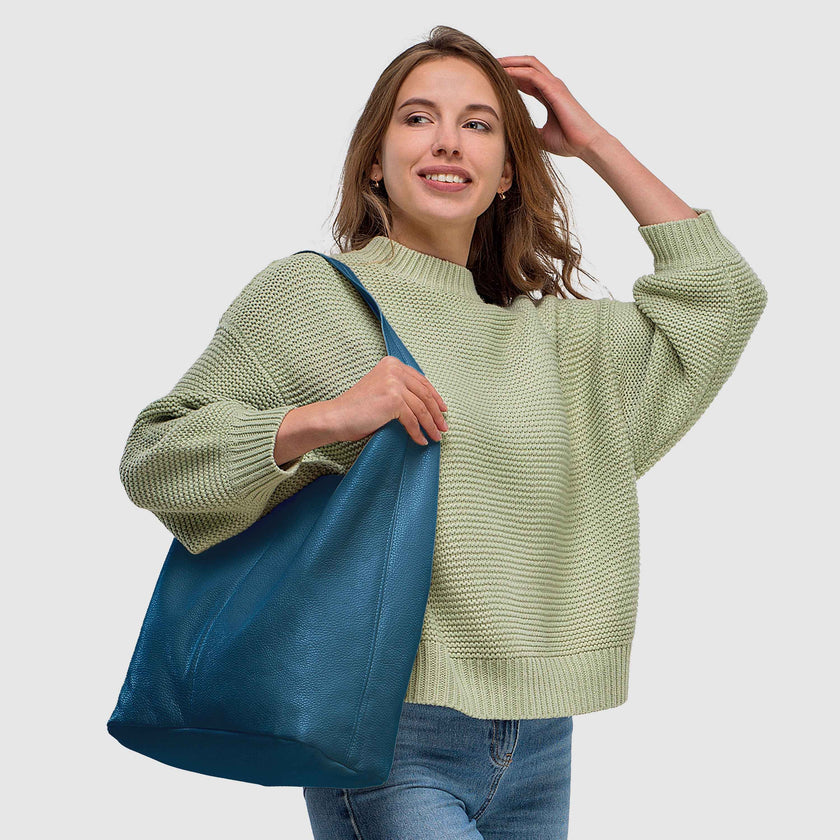 Calf Leather Hobo Bag 011943